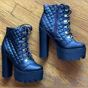 🖤 Quilted Platform ,🖤 🔥